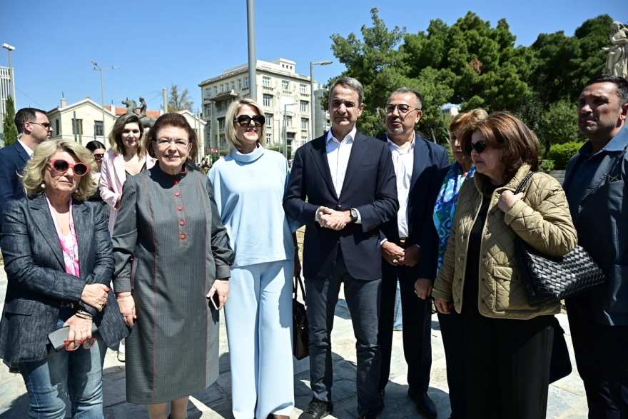 Επίσκεψη του Πρωθυπουργού στη Λεωφόρο Βασιλίσσης Όλγας